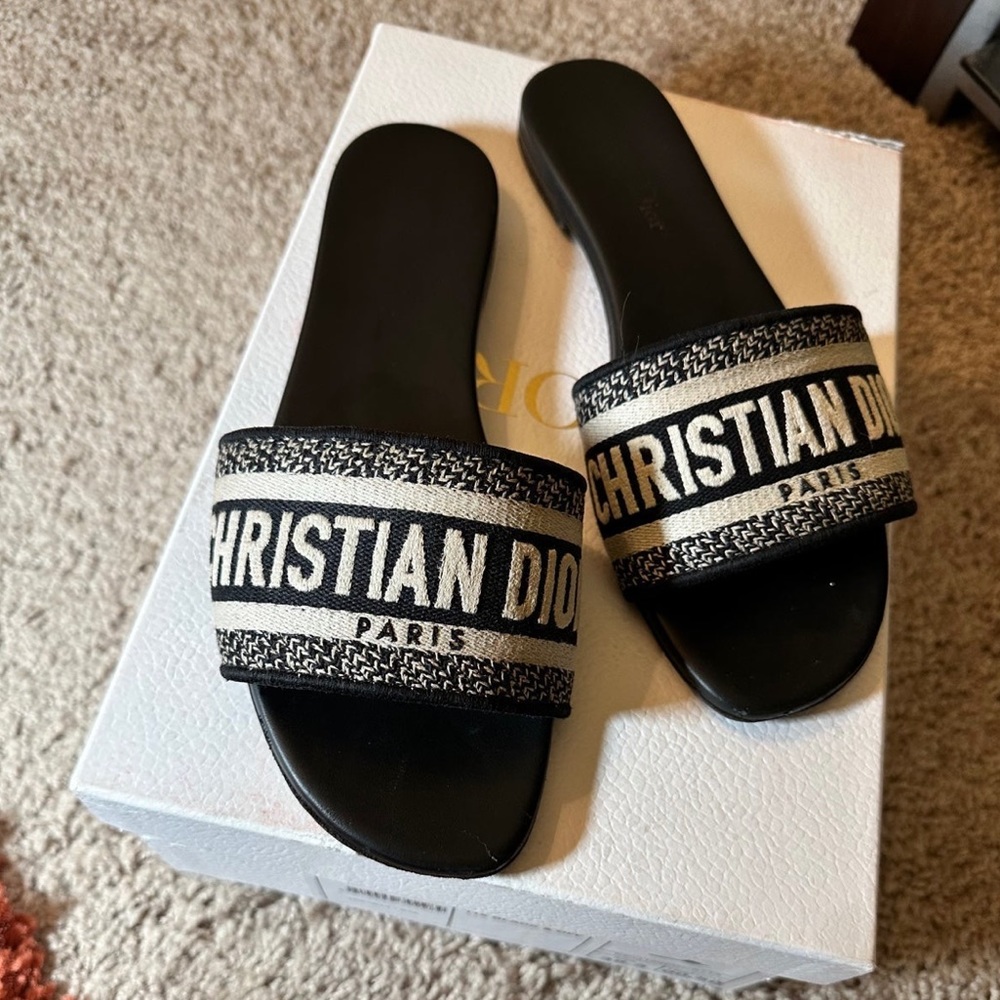 Christian Dior | Dway slide, size 38.5